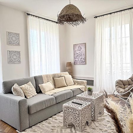 Suite Cinnabar Oullins Esterno foto